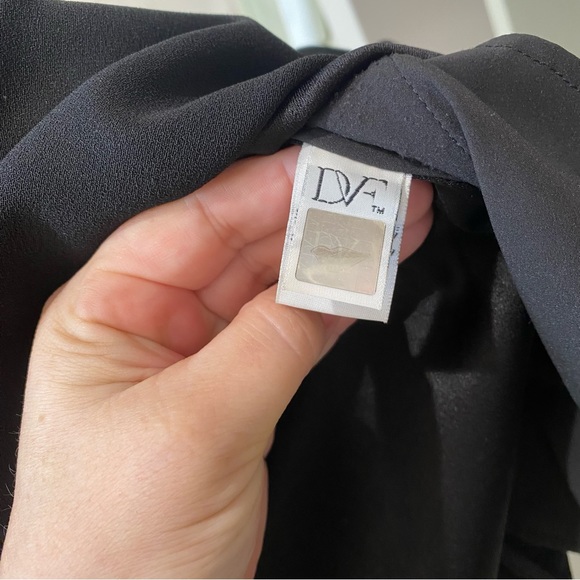 Diane Von Furstenburg Shift Dress - Picture 8 of 10